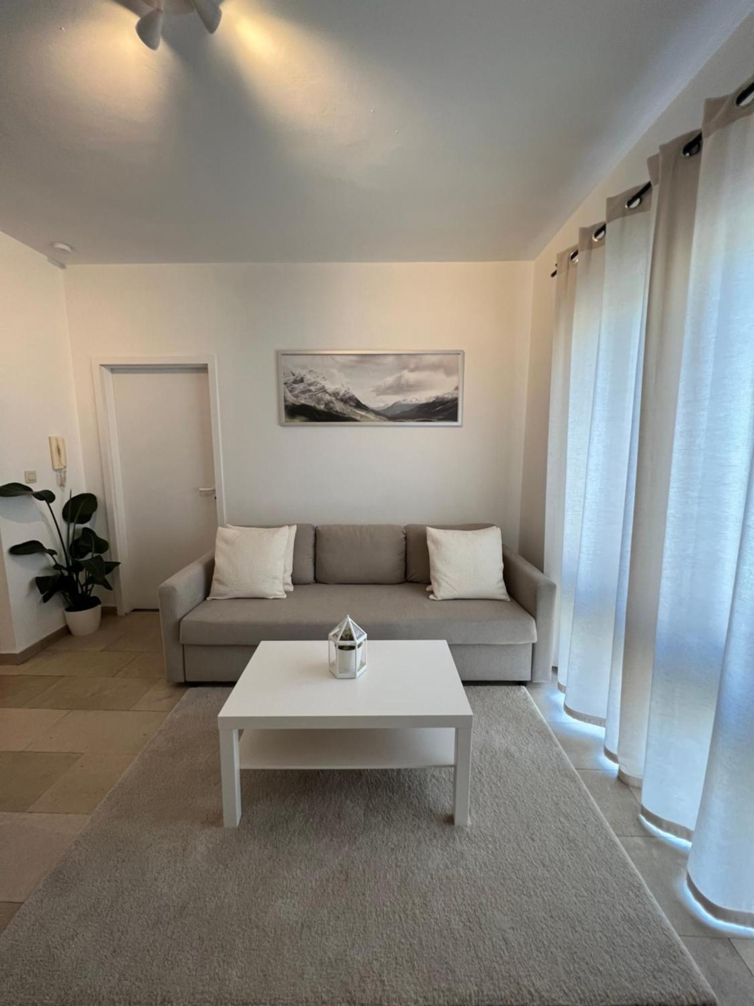 Appartement Lumineux Dans Un Quartier Anime Brussel Bagian luar foto