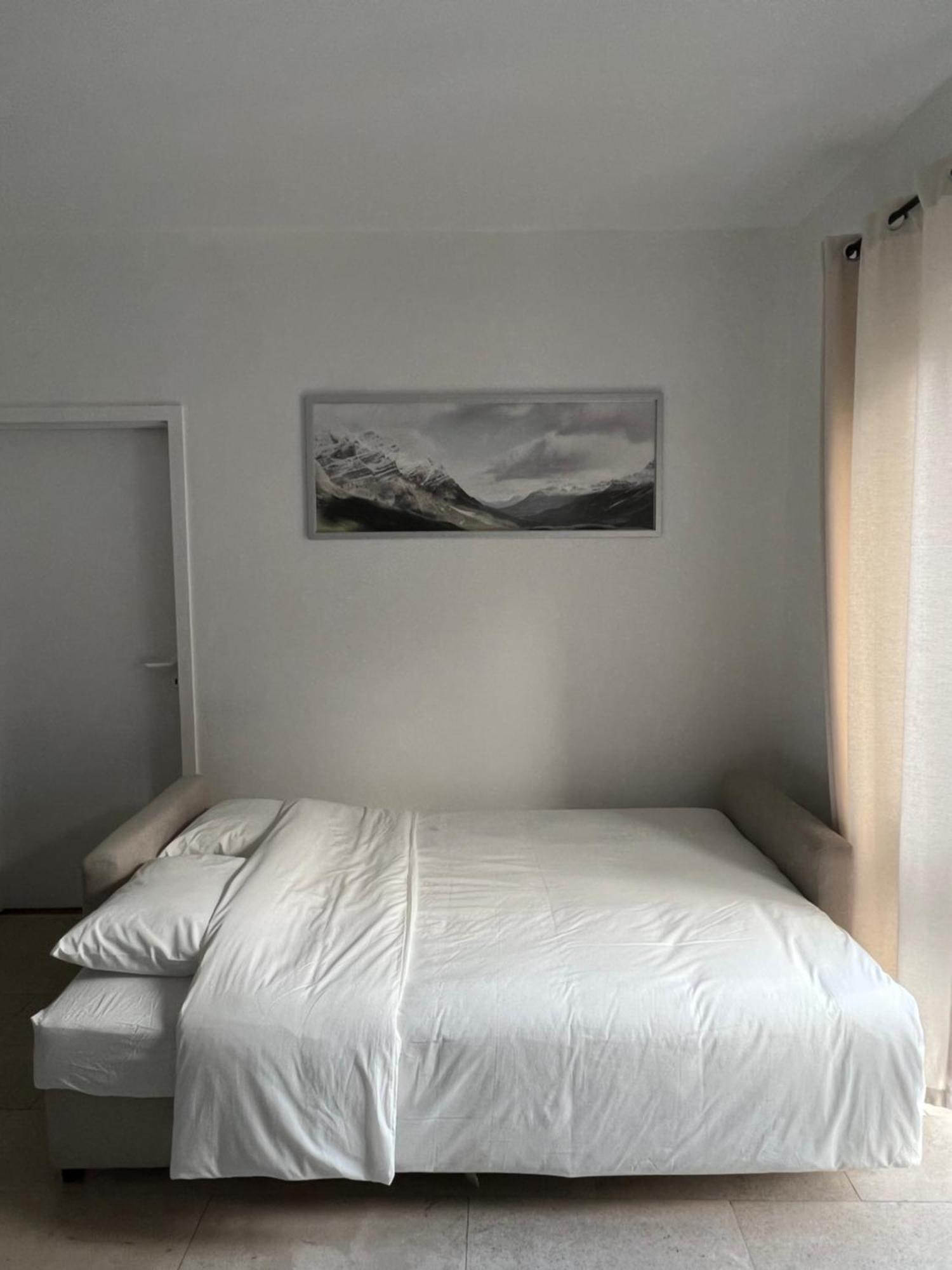 Appartement Lumineux Dans Un Quartier Anime Brussel Bagian luar foto